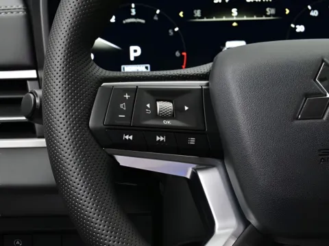 More photos of 2026 Mitsubishi Outlander SEL at Dorsett Mitsubishi, IN