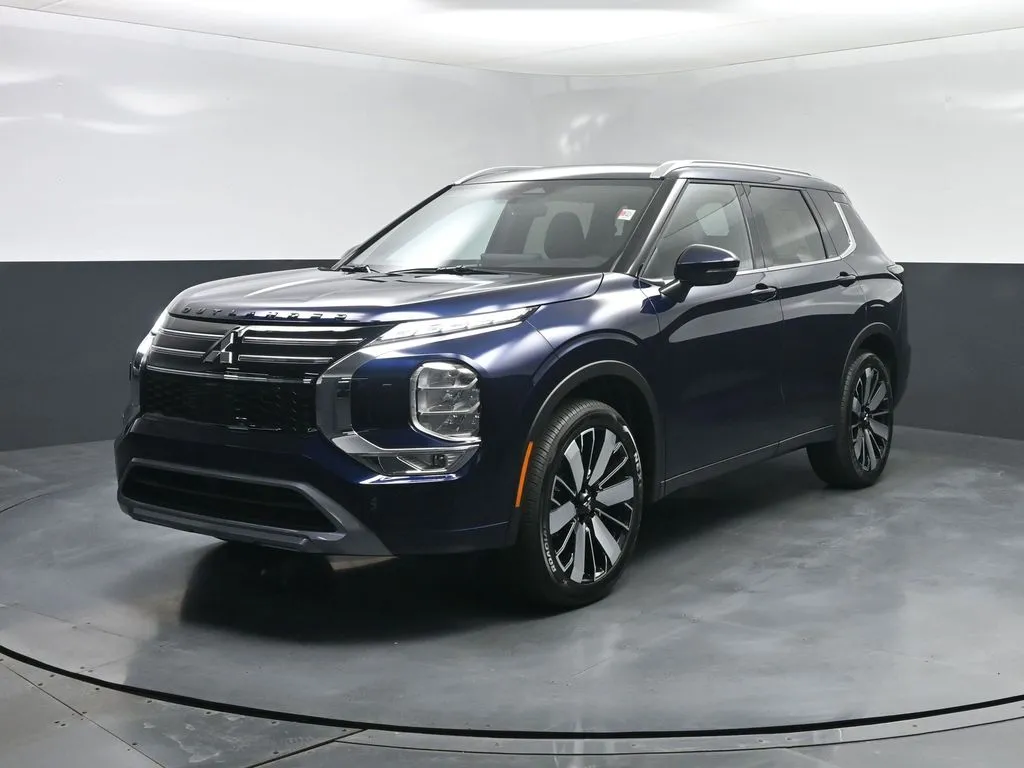 Blue 2026 Mitsubishi Outlander SEL for sale in Terre Haute, IN