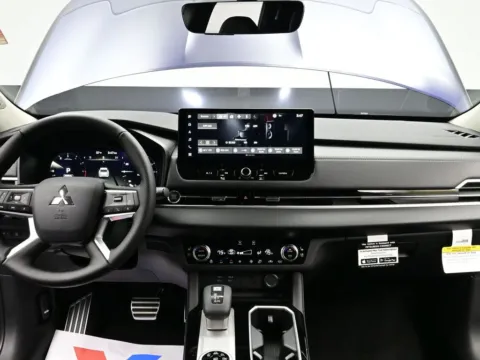 Photos of 2026 Mitsubishi Outlander SEL for sale in Terre Haute, IN at Dorsett Mitsubishi