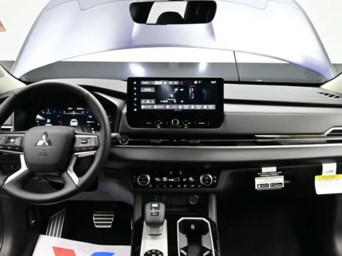 Photos of 2026 Mitsubishi Outlander SEL for sale in Terre Haute, IN at Dorsett Mitsubishi