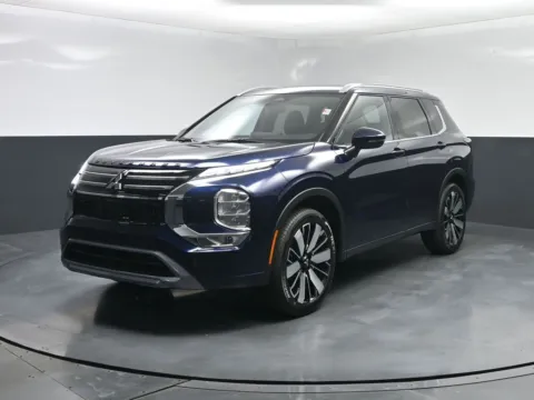 Blue 2026 Mitsubishi Outlander SEL for sale in Terre Haute, IN