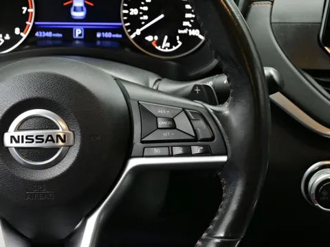 More photos of 2022 Nissan Altima 2.5 SR at Dorsett Mitsubishi, IN