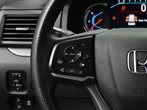 More photos of 2020 Honda Passport EX-L at Dorsett Mitsubishi, IN