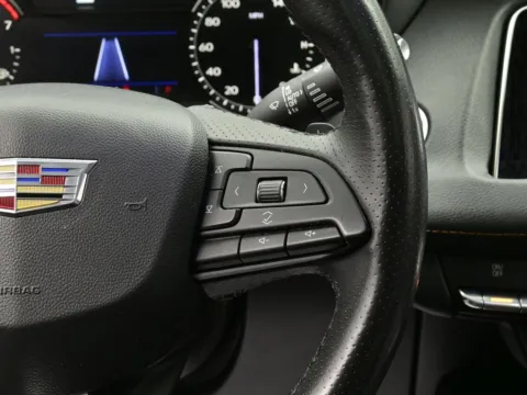 More photos of 2019 Cadillac XT4 FWD Sport at Dorsett Mitsubishi, IN