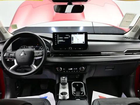 Photos of 2025 Mitsubishi Outlander SE for sale in Terre Haute, IN at Dorsett Mitsubishi