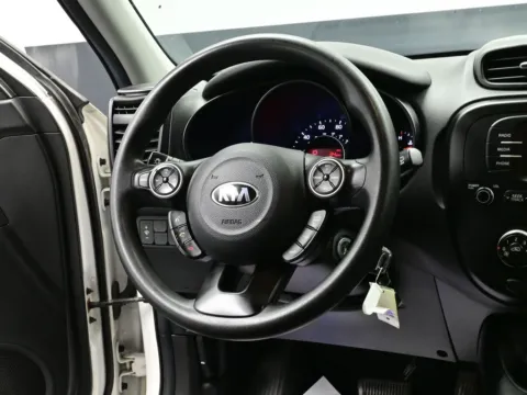 More photos of 2018 Kia Soul at Dorsett Mitsubishi, IN