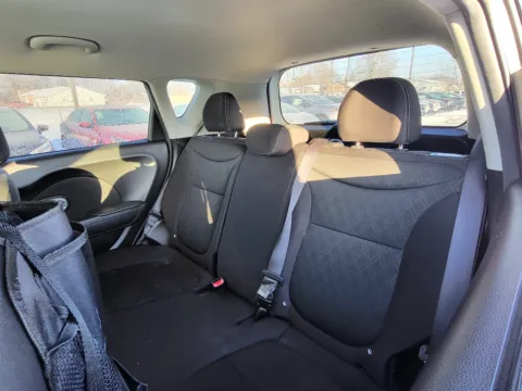 More photos of 2018 Kia Soul at Dorsett Mitsubishi, IN