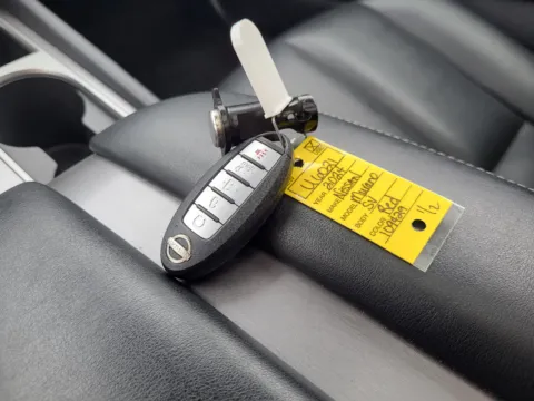 More photos of 2024 Nissan Murano SV at Dorsett Mitsubishi, IN