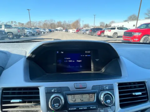 More photos of 2017 Honda Odyssey Touring Elite at Dorsett Mitsubishi, IN