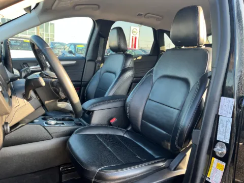 Photos of 2024 Ford Escape Platinum for sale in Terre Haute, IN at Dorsett Mitsubishi