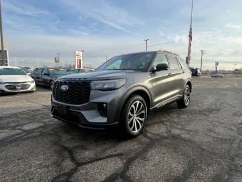 Gray 2025 Ford Explorer ST-Line for sale in Terre Haute, IN