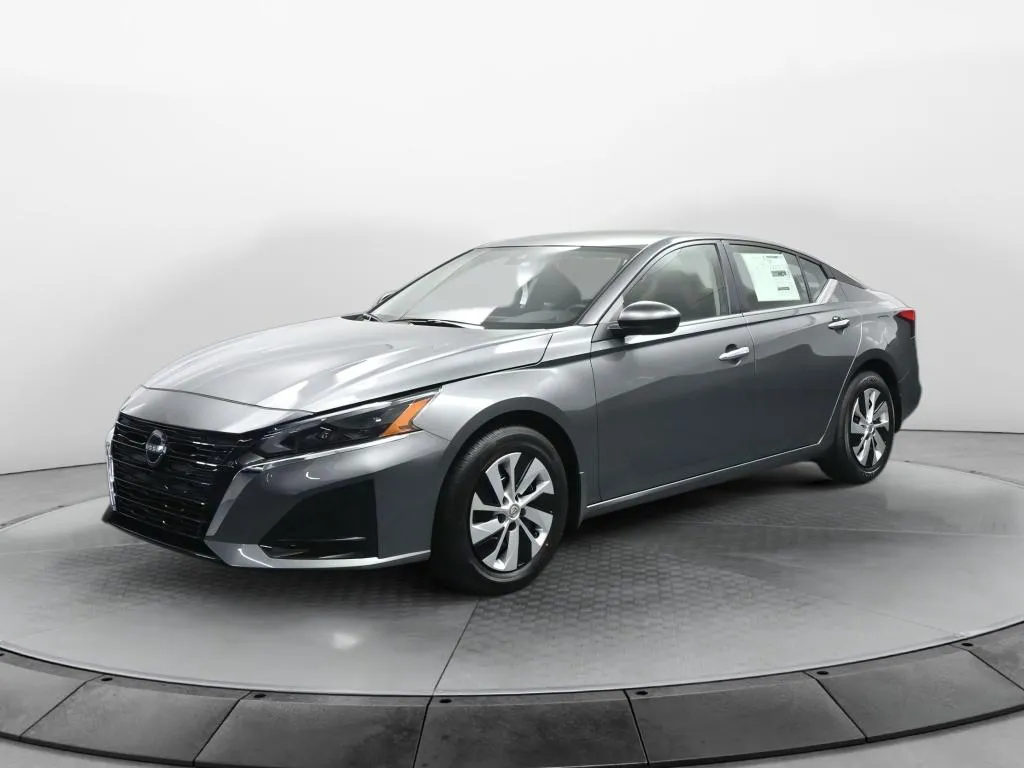 Gray 2024 Nissan Altima 2.5 S for sale in Terre Haute, IN