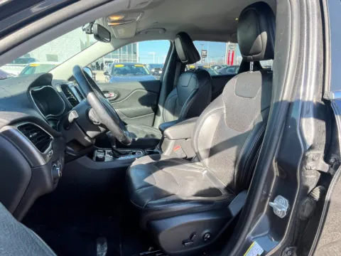 Photos of 2019 Jeep Cherokee Limited for sale in Terre Haute, IN at Dorsett Mitsubishi