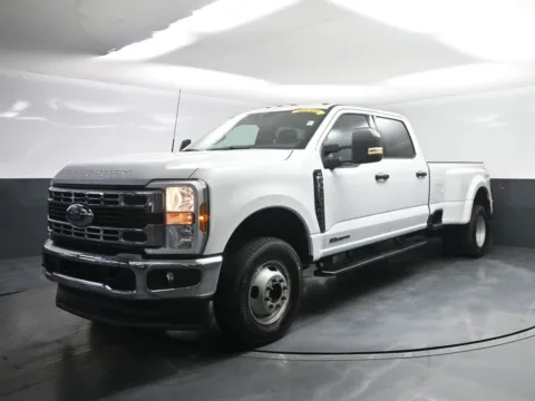 White 2025 Ford F-350 Super Duty XLT for sale in Terre Haute, IN