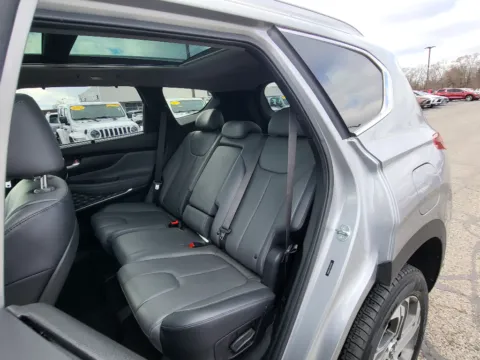 More photos of 2023 Hyundai Santa Fe SEL at Dorsett Mitsubishi, IN