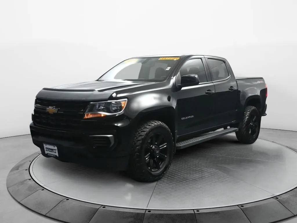 Black 2022 Chevrolet Colorado 4WD LT for sale in Terre Haute, IN