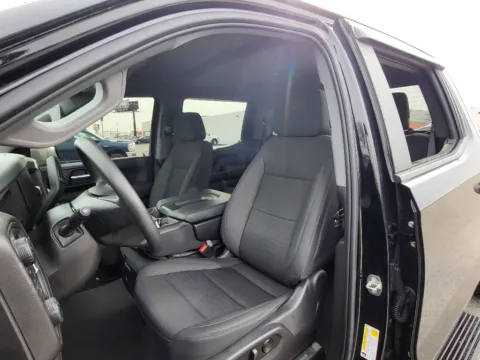 More photos of 2023 Chevrolet Silverado 1500 Custom at Dorsett Mitsubishi, IN