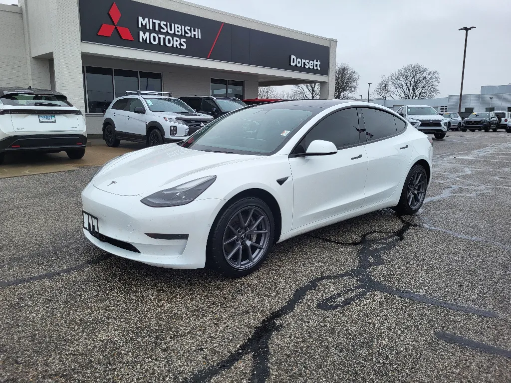 2021 Tesla Model 3 Base