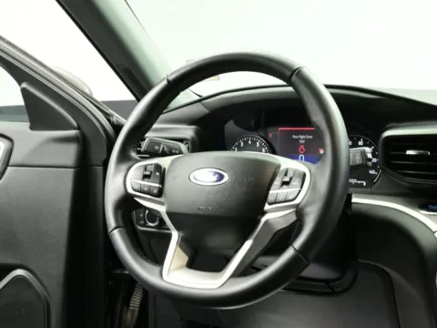 More photos of 2023 Ford Explorer XLT at Dorsett Mitsubishi, IN