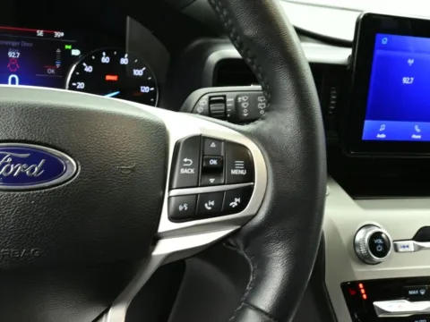 More photos of 2023 Ford Explorer XLT at Dorsett Mitsubishi, IN