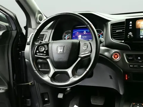 Another view of 2022 Honda Pilot EX-L for sale in Terre Haute, IN at Dorsett Mitsubishi
