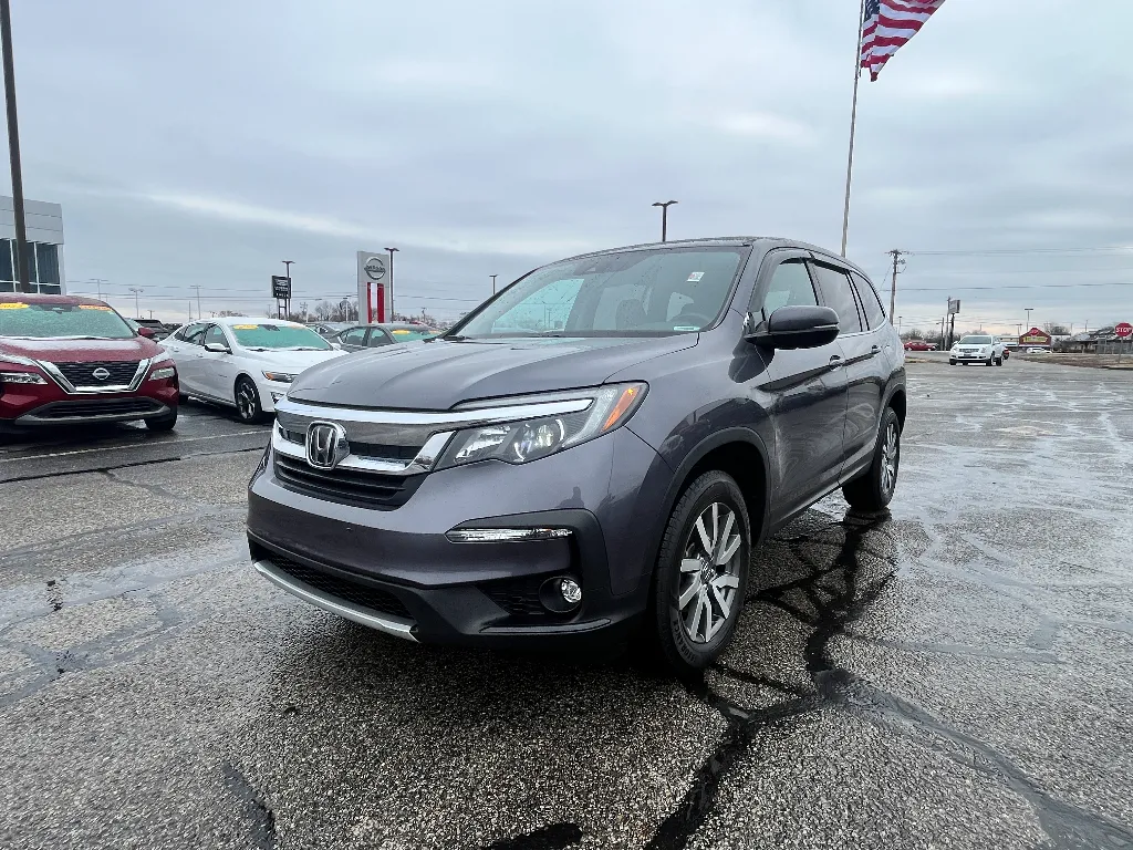 Gray 2022 Honda Pilot EX-L for sale in Terre Haute, IN
