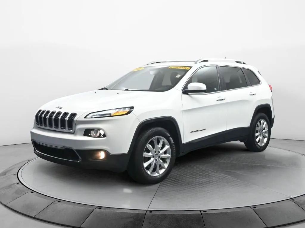 Used 2016 Jeep Cherokee Limited with VIN 1C4PJMDS6GW175276 for sale in Terre Haute, IN