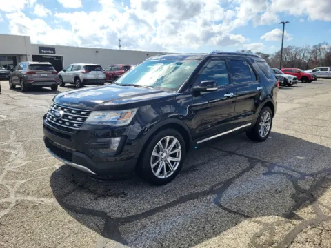 Black 2016 Ford Explorer Limited for sale in Terre Haute, IN