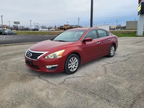 Red 2015 Nissan Altima 2.5 S for sale in Terre Haute, IN