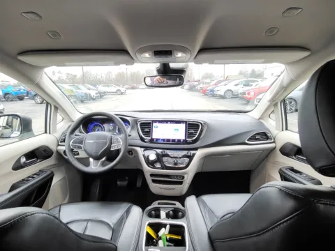 Photos of 2023 Chrysler Pacifica Touring L for sale in Terre Haute, IN at Dorsett Mitsubishi