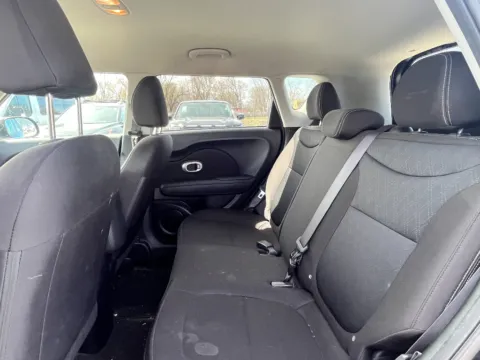 More photos of 2016 Kia Soul at Dorsett Mitsubishi, IN