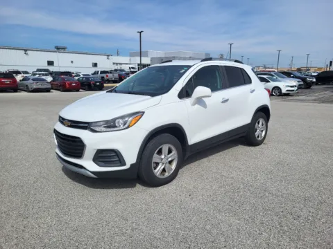 White 2018 Chevrolet Trax LT for sale in Terre Haute, IN
