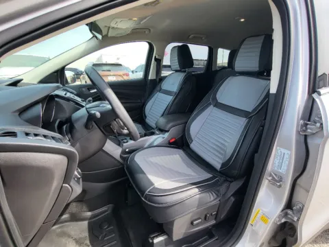 More photos of 2015 Ford Escape SE at Dorsett Mitsubishi, IN