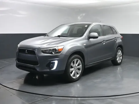 Gray 2015 Mitsubishi Outlander Sport SE for sale in Terre Haute, IN