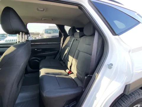 More photos of 2022 Hyundai Tucson Hybrid Blue at Dorsett Mitsubishi, IN