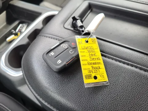 More photos of 2022 GMC Sierra Limited 1500 Elevation at Dorsett Mitsubishi, IN