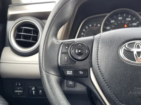 More photos of 2015 Toyota RAV4 XLE at Dorsett Mitsubishi, IN