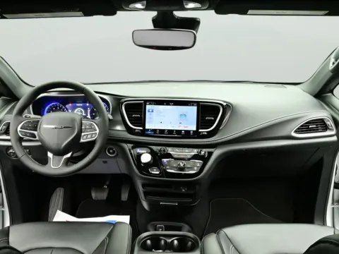 Photos of 2026 Chrysler Pacifica Select for sale in Terre Haute, IN at Dorsett Mitsubishi