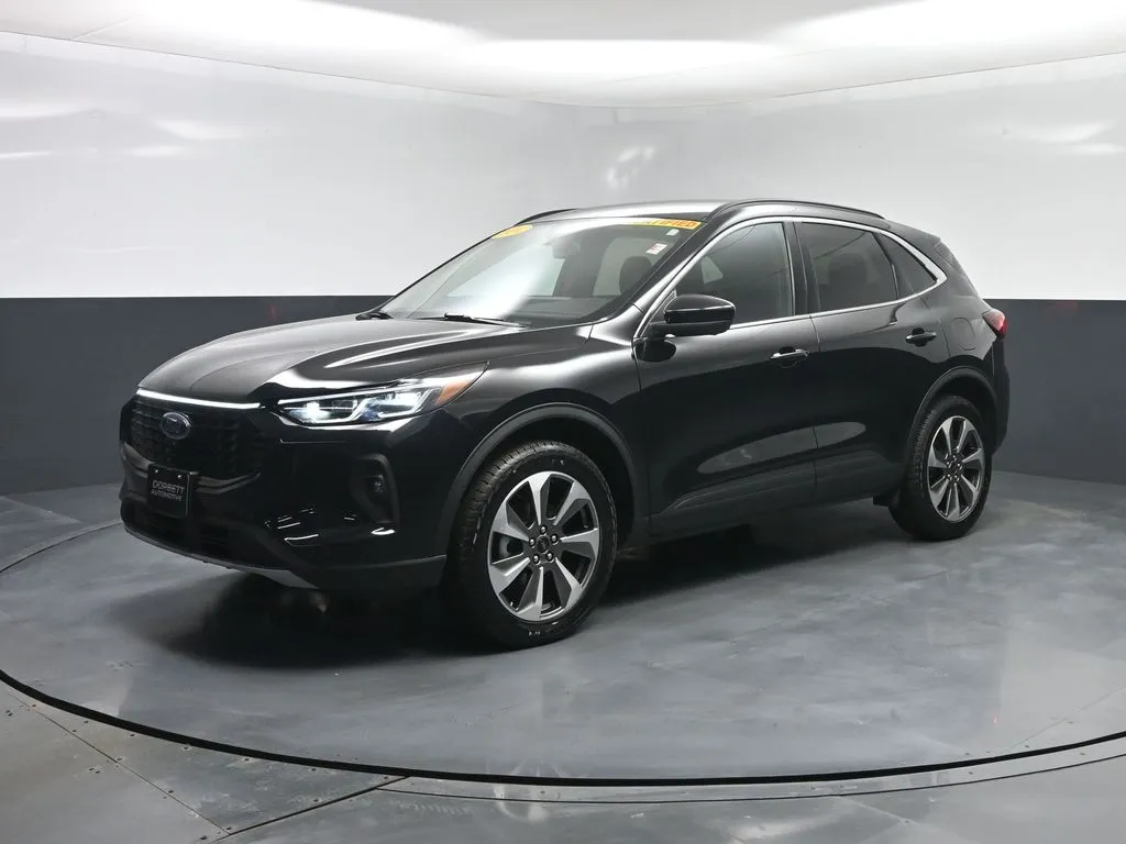 Black 2024 Ford Escape Platinum for sale in Terre Haute, IN