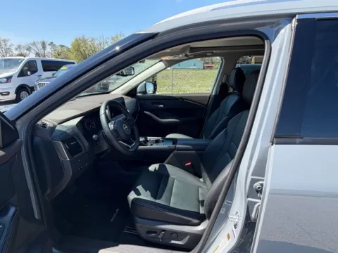 Photos of 2023 Nissan Rogue SL for sale in Terre Haute, IN at Dorsett Mitsubishi