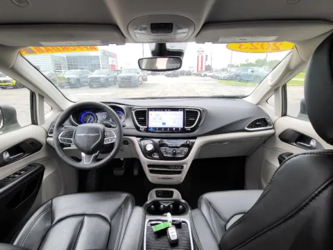 Photos of 2023 Chrysler Pacifica Touring L for sale in Terre Haute, IN at Dorsett Mitsubishi