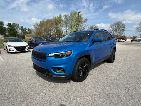 Blue 2021 Jeep Cherokee Altitude for sale in Terre Haute, IN