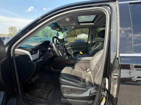 Photos of 2020 GMC Yukon XL 1500 SLT for sale in Terre Haute, IN at Dorsett Mitsubishi