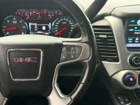 Another view of 2020 GMC Yukon XL 1500 SLT for sale in Terre Haute, IN at Dorsett Mitsubishi