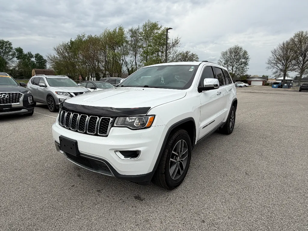 White 2017 Jeep Grand Cherokee Limited for sale in Terre Haute, IN