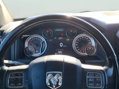 More photos of 2021 Ram 1500 Classic Express at Dorsett Mitsubishi, IN