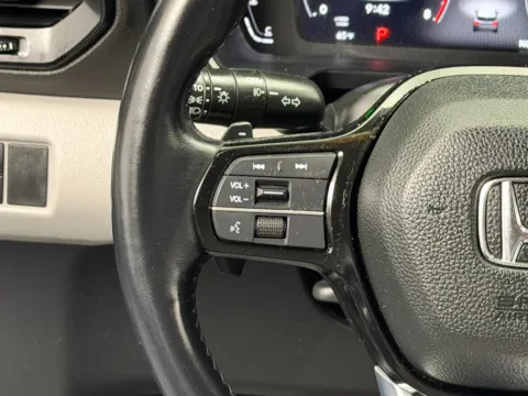 More photos of 2023 Honda Pilot Elite at Dorsett Mitsubishi, IN