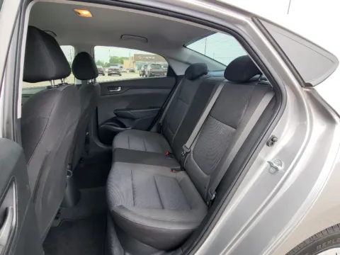 More photos of 2022 Hyundai Accent SE at Dorsett Mitsubishi, IN