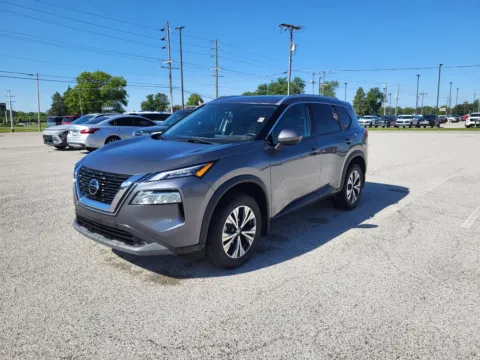 Gray 2021 Nissan Rogue SV for sale in Terre Haute, IN