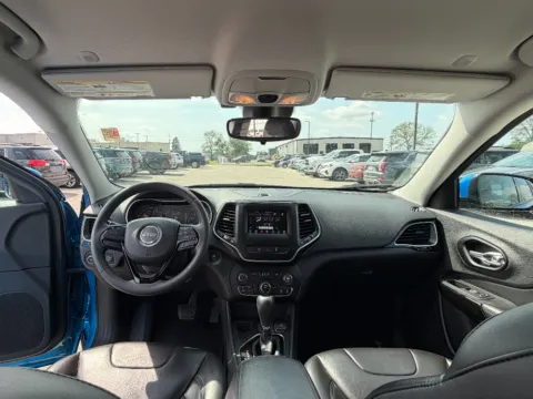 Another view of 2021 Jeep Cherokee Altitude for sale in Terre Haute, IN at Dorsett Nissan